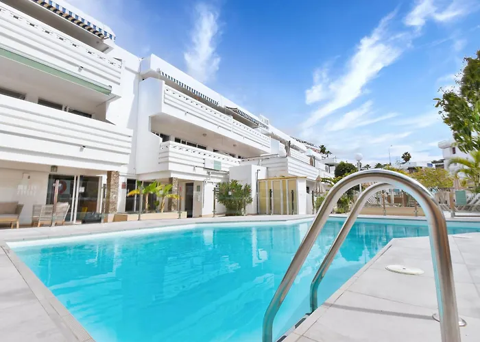 Palm Suites By Chaturhotels